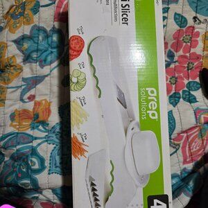 New Progressive Prep Solutions Multislicer with 4 Options